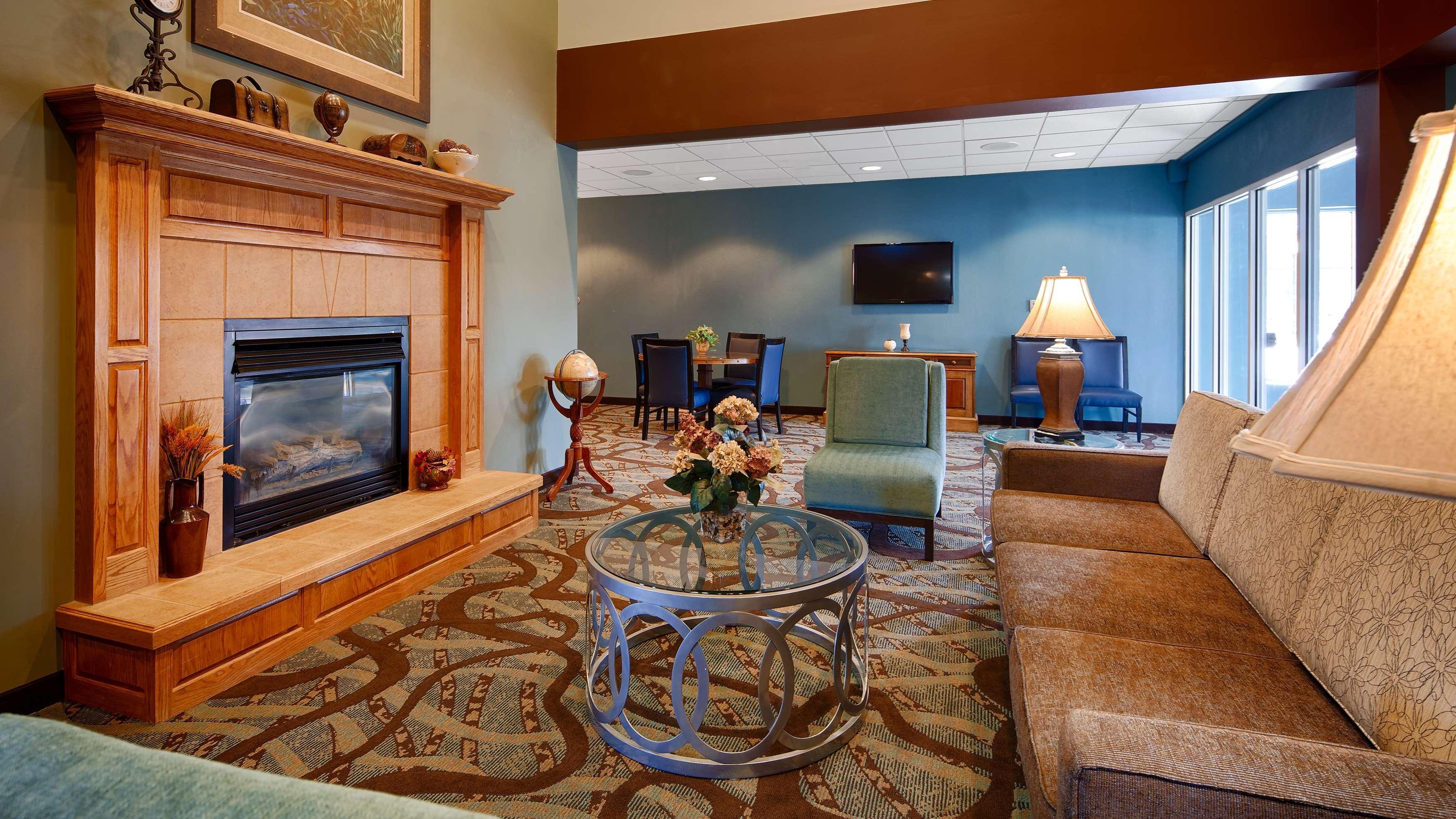 Best Western Holiday Manor Newton Exterior foto