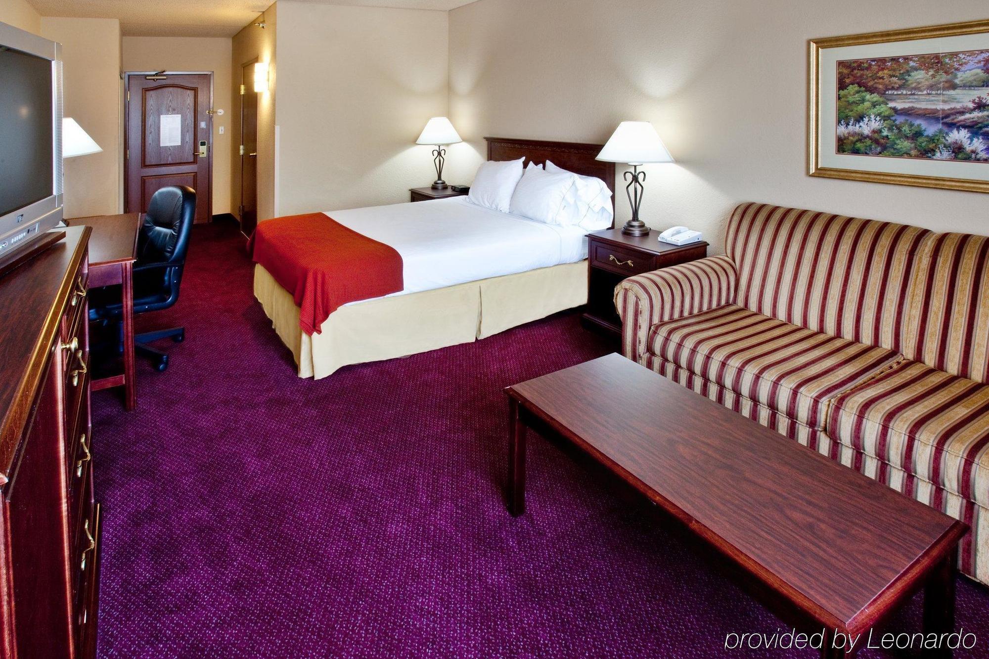 Best Western Holiday Manor Newton Habitación foto