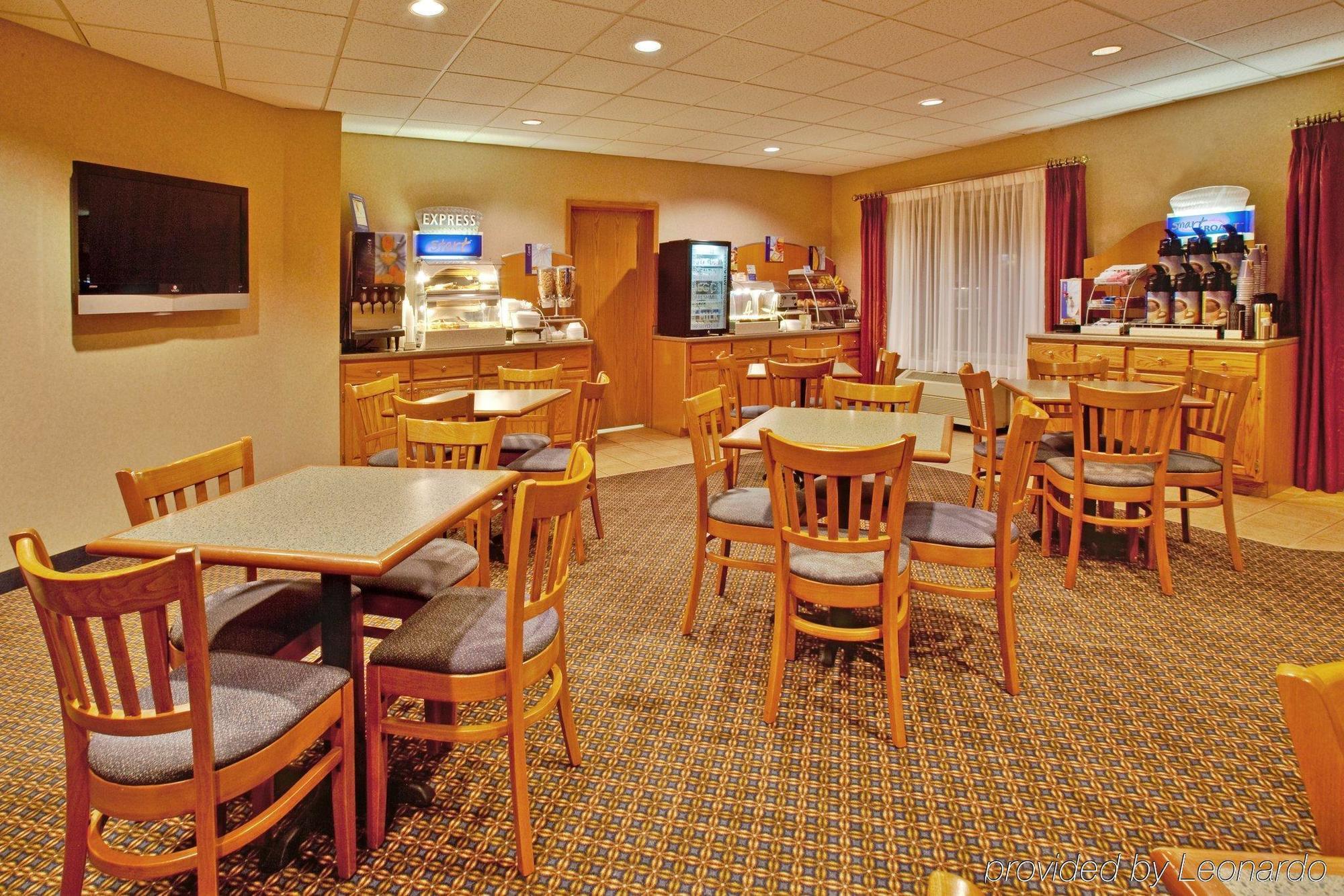 Best Western Holiday Manor Newton Restaurante foto